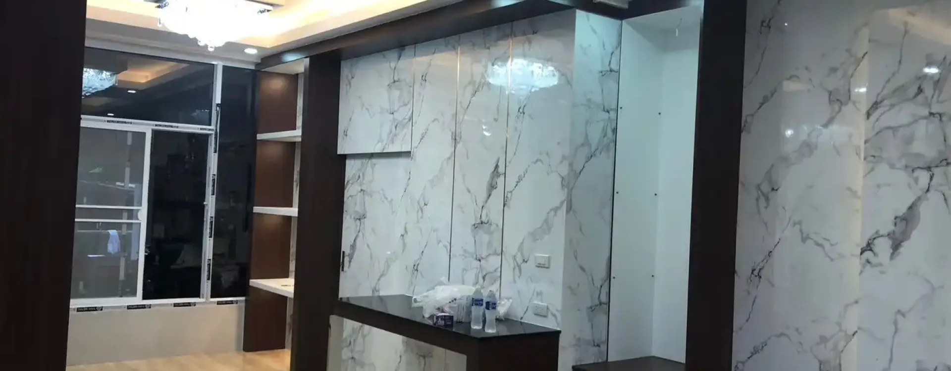 LINE_ALBUM_29767_250307_1